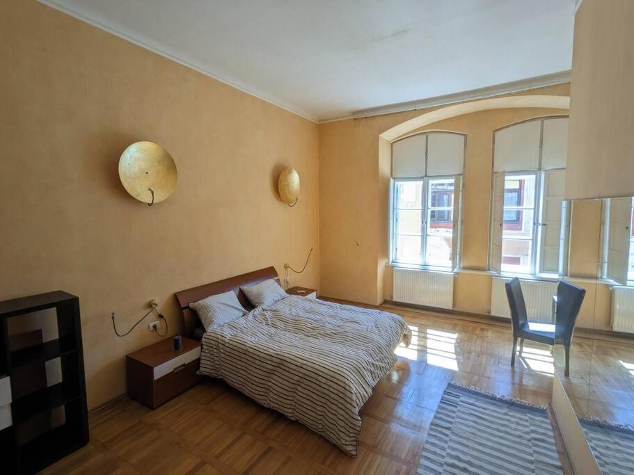 Boheme Central Apartment Timişoara Exteriör bild