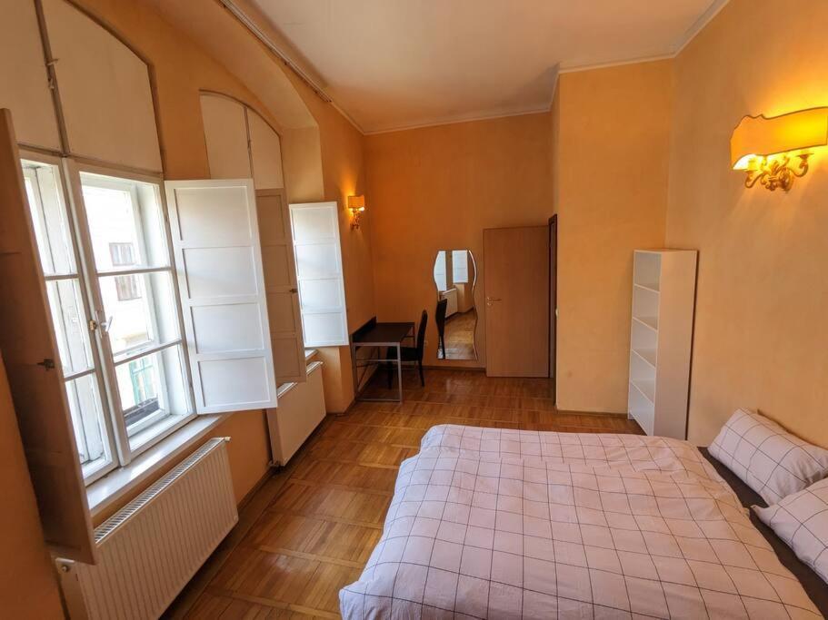 Boheme Central Apartment Timişoara Exteriör bild